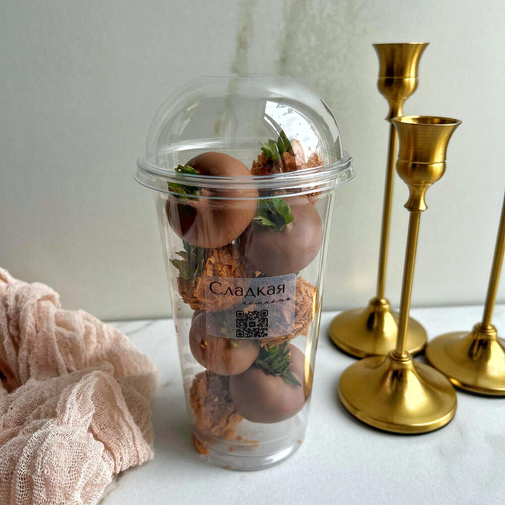 Клубника в шоколаде, большой стакан